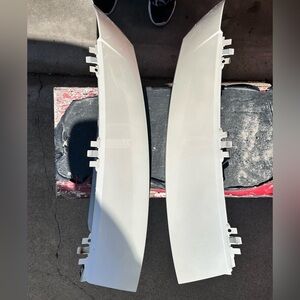 2007-2014 Cadillac Escalade Rear Pillar Upper Quarter Panel Molding Set